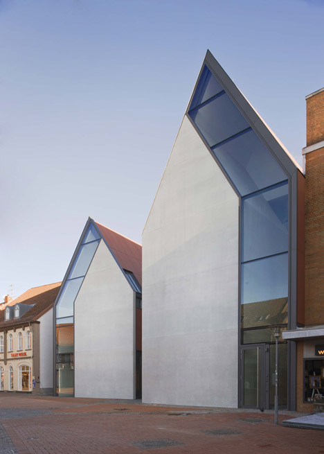 Volksbank Gifhorn by Stephan Braunfels Architekten Volksbank Gifhorn by Stephan Braunfels Architekten