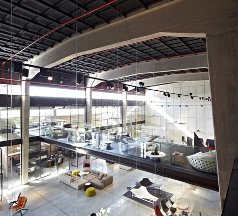 B&B Italia Showroom by Pitsou Kedem