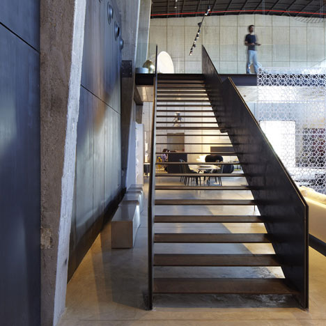 B&B Italia Showroom by Pitsou Kedem