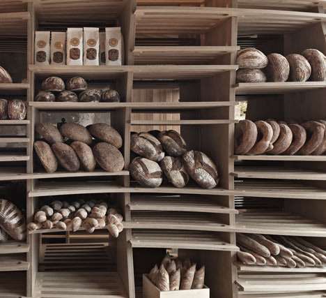 Baker D Chirico by March Studio Baker D Chirico by March Studio