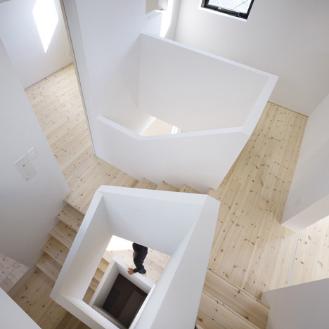 House in Aoto by High Land Design House in Aoto by High Land Design