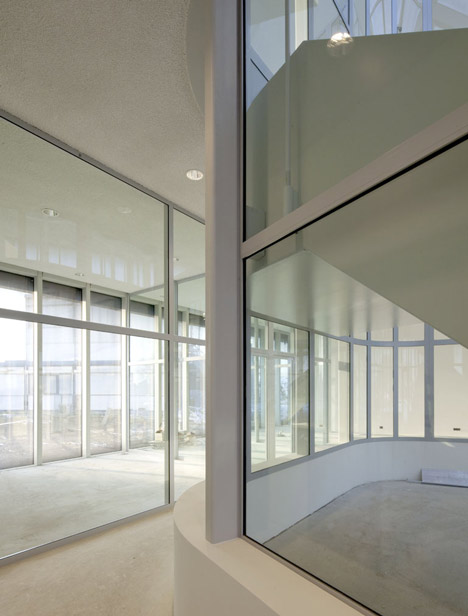 Regiocentrale Zuid by Wiel Arets Architects 