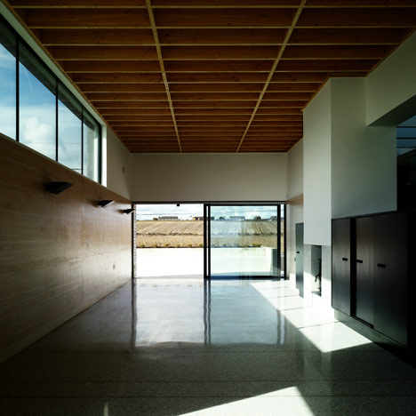 Seaside House by A2 Architects Seaside House by A2 Architects