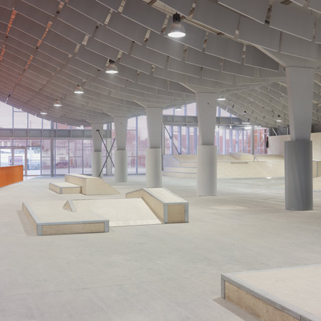 Zap' Ados by Bang Architectes