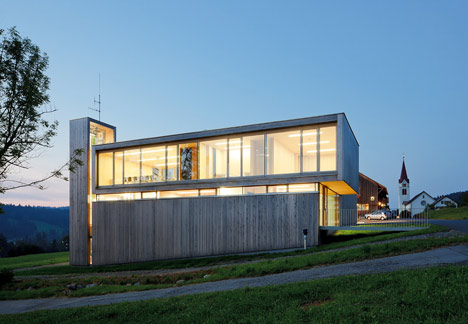 Fire Station, Thal by Dietrich | Untertrifaller Fire Station, Thal by Dietrich | Untertrifaller