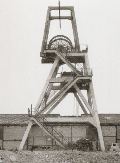 Winding Tower 01 by Mieke Meijer