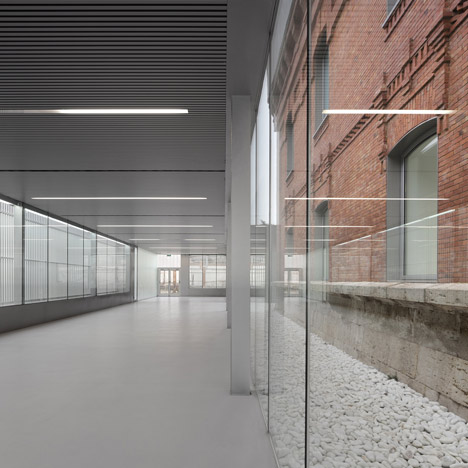 Civic Centre in Palencia by Exit Architects Civic Centre in Palencia by Exit Architects