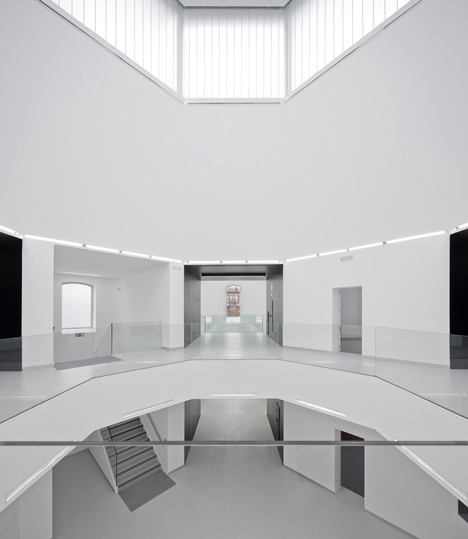 Civic Centre in Palencia by Exit Architects Civic Centre in Palencia by Exit Architects