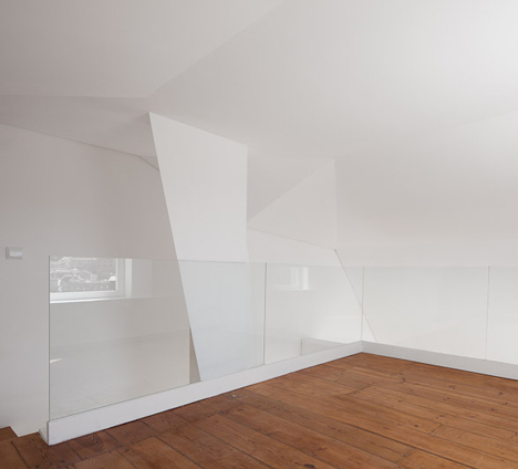 Building rehabilitation in Calçada do Lavra by Jorge Mealha Arquitecto Building rehabilitation in Calçada do Lavra by Jorge Mealha Arquitecto