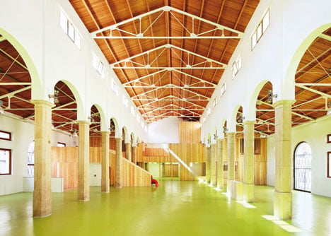 Centro Infantil del Mercado by Miquel Marine Nunez and Cesar Rueda Bone