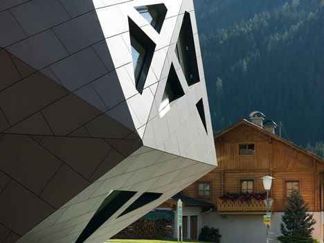 Community Center in Tyrol by Machné Architekten Community Center in Tyrol by Machné Architekten