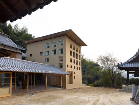 Enbutsu-do at Eifuku-ji Temple by Zai Shirakawa Architects & Associates