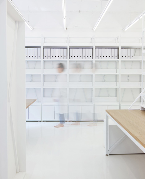 Khan Project Office by Khan Project Khan Project Office by Khan Project