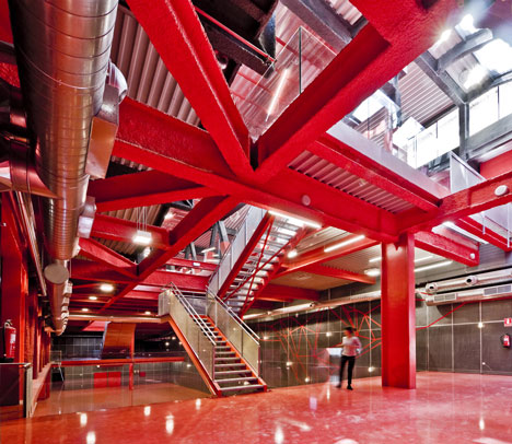 TERUEL-ZILLA! by Mi5 Arquitectos and PKMN Architectures TERUEL-ZILLA! by Mi5 Arquitectos and PKMN Architectures
