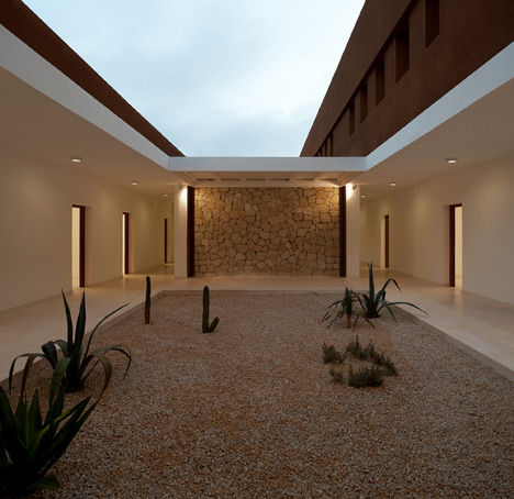 Taroudant University by Saad El Kabbaj Driss Kettani and Mohamed Amine Siana Taroudant University by Saad El Kabbaj Driss Kettani and Mohamed Amine Siana