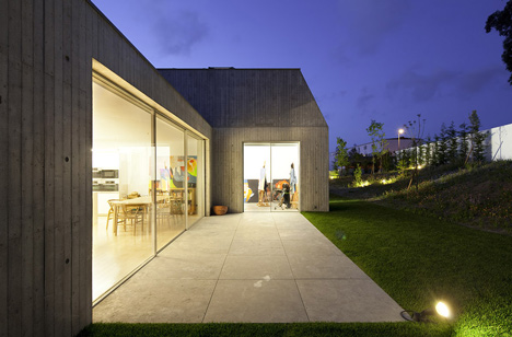 House in Ovar by Paula Santos
