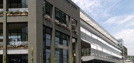 Wimbledon Centre Court sliding roof by Populous Wimbledon Centre Court sliding roof by Populous