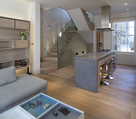 Butterfly Loft Apartment by Tigg Coll Architects Butterfly Loft Apartment by Tigg Coll Architects