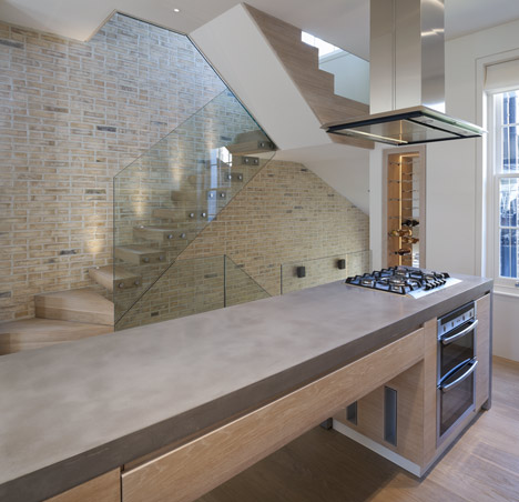 Butterfly Loft Apartment by Tigg Coll Architects Butterfly Loft Apartment by Tigg Coll Architects