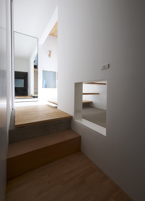 House in Futako-Shinchi by Tato Architects House in Futako-Shinchi by Tato Architects
