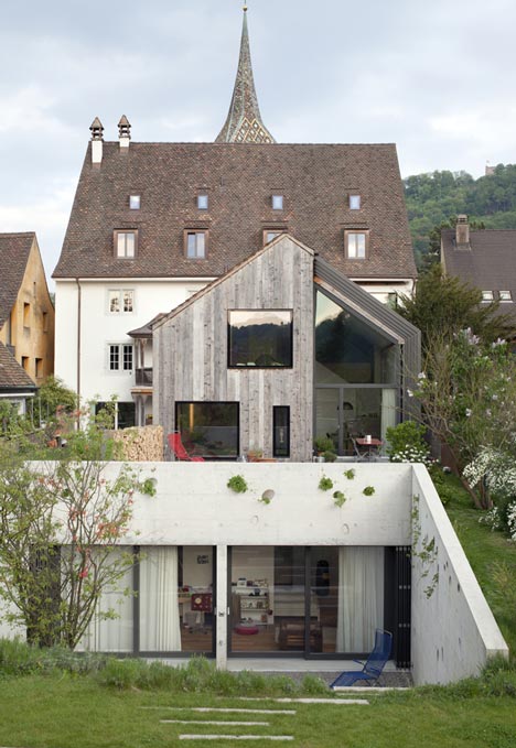 Kirchplatz Office and Residence by Oppenheim and Huesler Architekten Kirchplatz Office and Residence by Oppenheim and Huesler Architekten