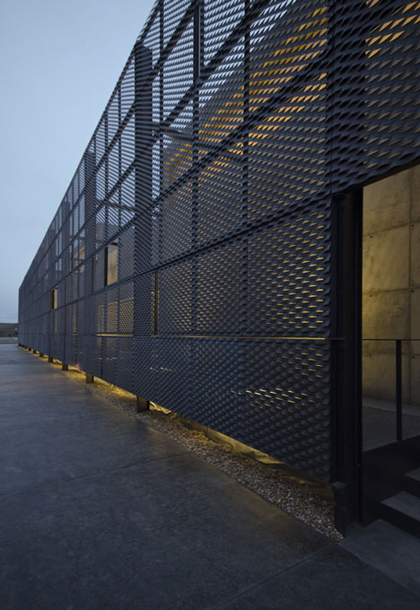 Centro de Recepción de Visitantes by a3gm + Mata y asociados