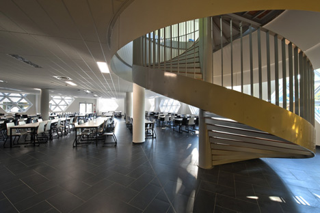Lycée Georges Frêche by Massimiliano and Doriana Fuksas