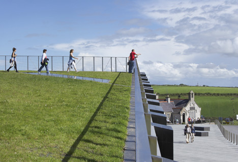 Giant's Causeway Visitors' Centre by Heneghan Peng Architects Giant's Causeway Visitors' Centre by Heneghan Peng Architects