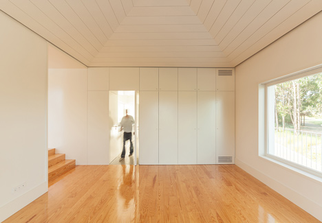 House in Belas by CHP Arquitectos House in Belas by CHP Arquitectos