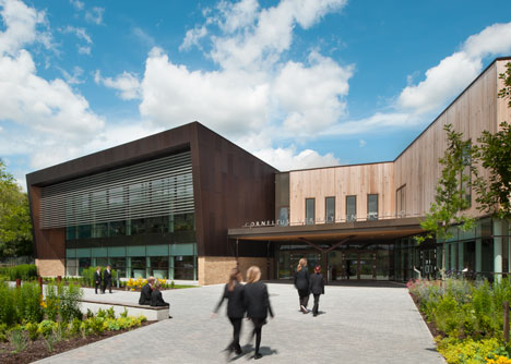 Cornelius Vermuyden School by Nicholas Hare