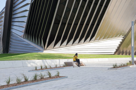 Eli and Edythe Broad Art Museum by Zaha Hadid Eli and Edythe Broad Art Museum by Zaha Hadid
