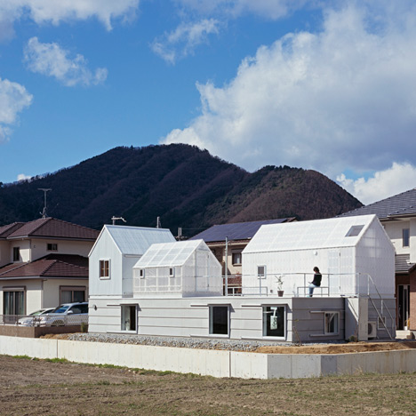 House in Yamasaki by Tato Architects