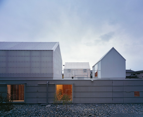 House in Yamasaki by Tato Architects