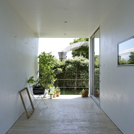 NDA Planter by no 555 NDA Planter by no 555
