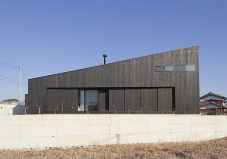 Onjuku Surf Shack by BAKOKO