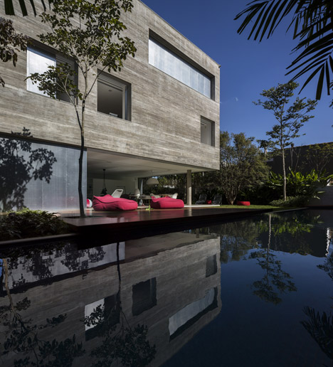 Casa Cubo by Studio MK27 Casa Cubo by Studio MK27
