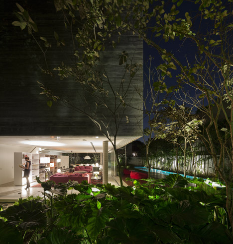 Casa Cubo by Studio MK27 Casa Cubo by Studio MK27