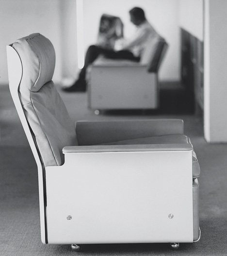 Dieter Rams grants Vitsoe exclusive worldwide license