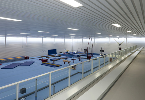 Gym Hall Nieuw Welgelegen by NL Architects