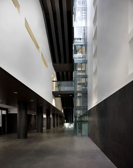 LCV. Law-Court Offices in Venice by C+S Architects