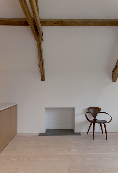 The Boathouse by Alex Cochrane Architects The Boathouse by Alex Cochrane Architects