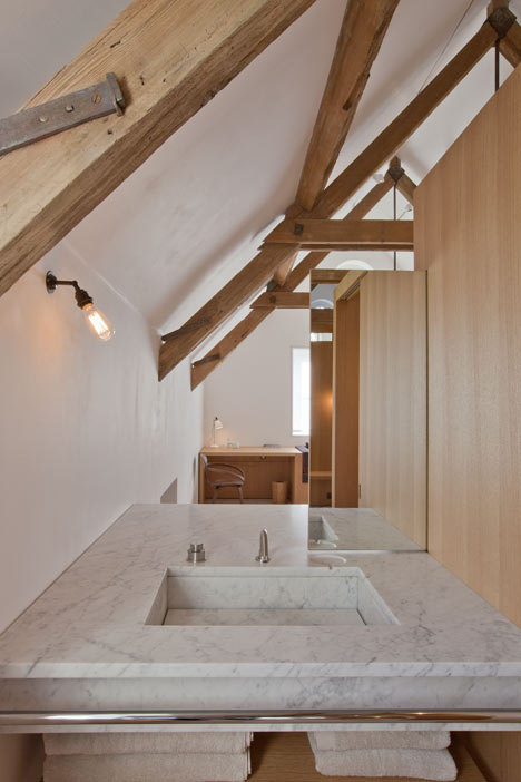 The Boathouse by Alex Cochrane Architects The Boathouse by Alex Cochrane Architects