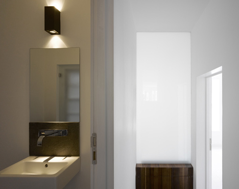Balfour Place by KHBT