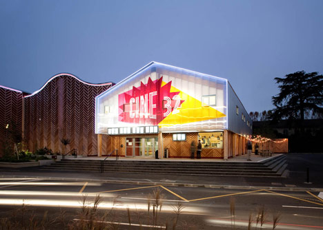 Cine 32 by Encore Heureux Cine 32 by Encore Heureux