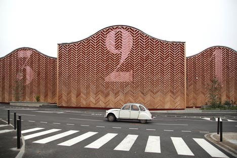 Cine 32 by Encore Heureux Cine 32 by Encore Heureux