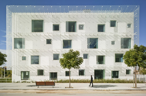 Confederation of Employers of Albacete Headquarters by Cor and Associados