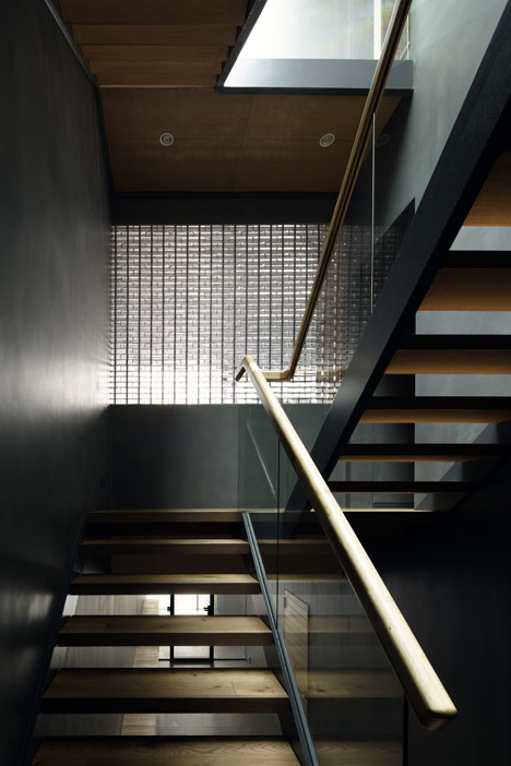 Optical Glass House by Hiroshi Nakamura Optical Glass House by Hiroshi Nakamura