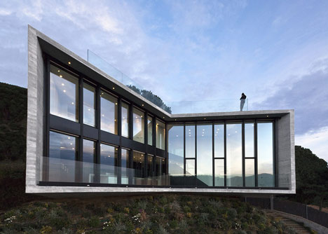 X House by Cadaval & Solà-Morales X House by Cadaval & Solà-Morales