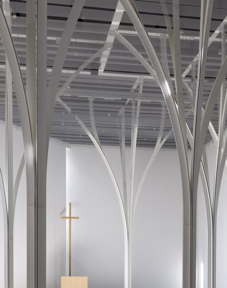 Forest Chapel by Hironaka Ogawa and Associates Forest Chapel by Hironaka Ogawa and Associates