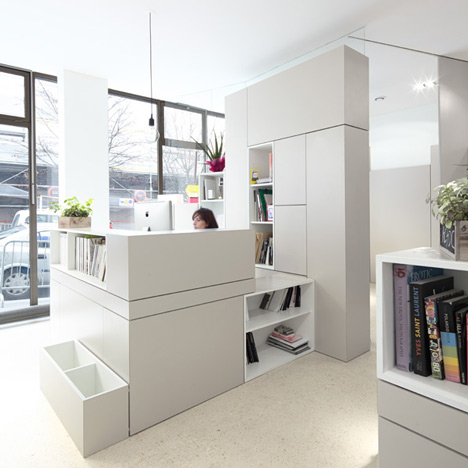 Hypernuit Offices by h2o Architectes Hypernuit Offices by h2o Architectes